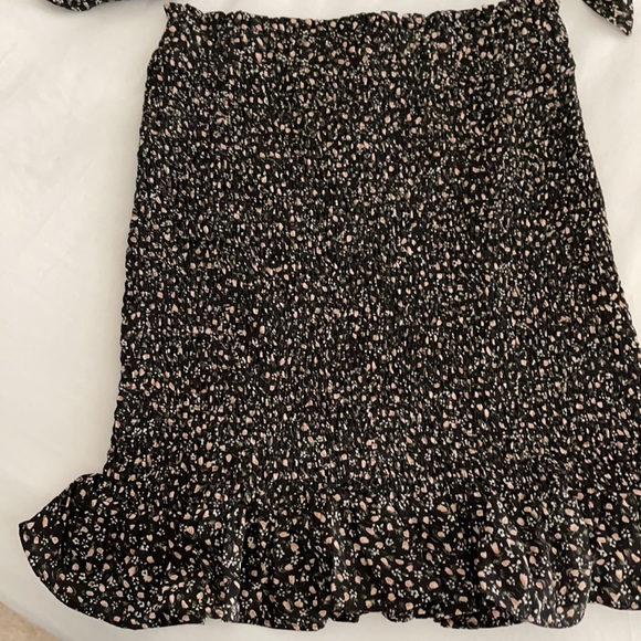 2 piece set - Picture 2 of 3